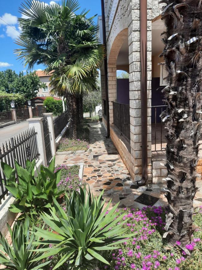 Apartments Marinela Porec Exterior photo